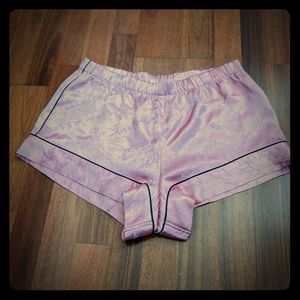 Pink VS shorts NWT